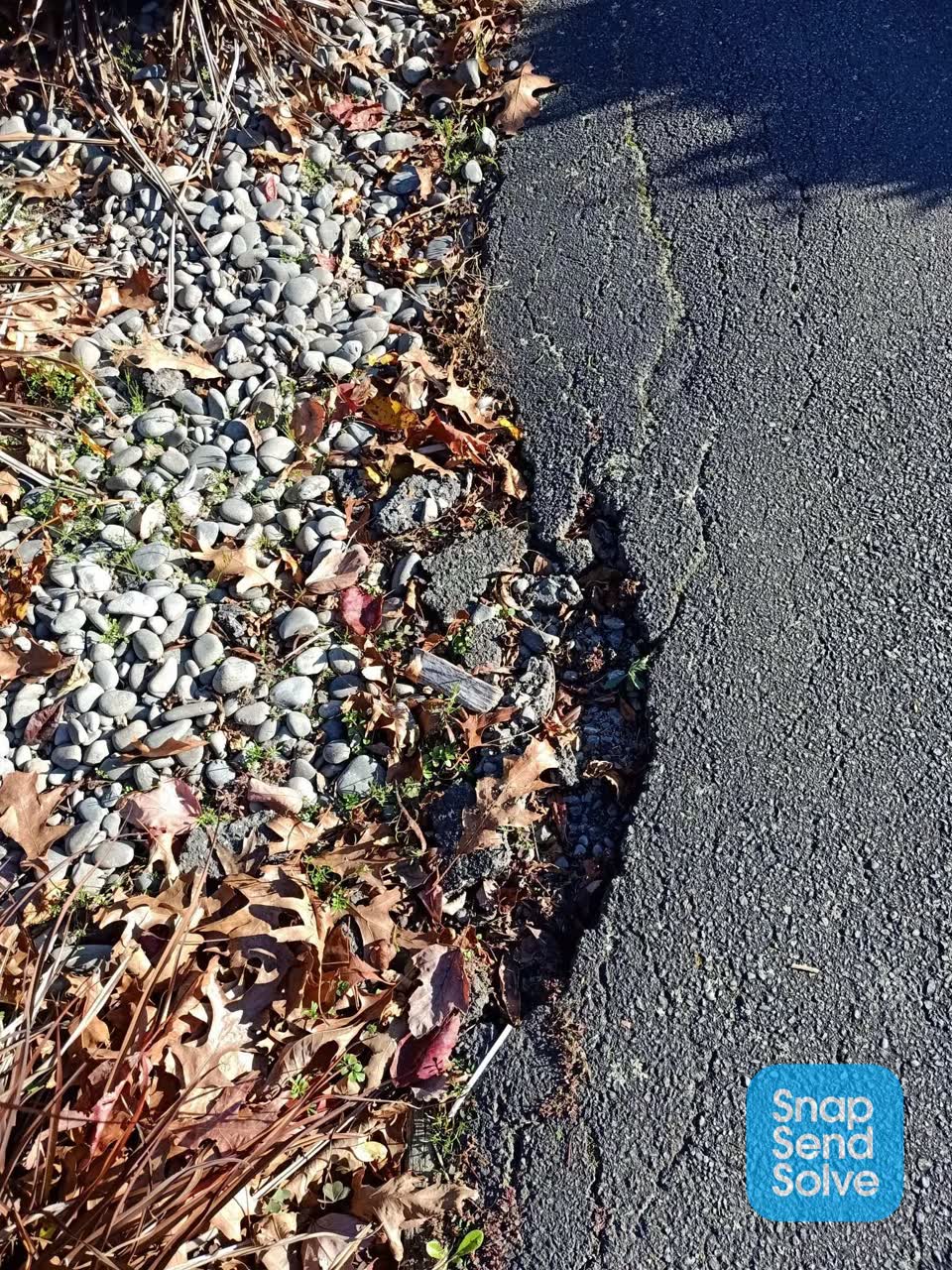 The photograph attached to this roading/streets report