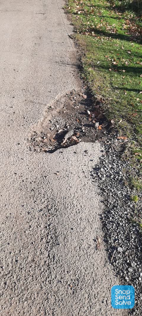 Roading/Streets, a report photo