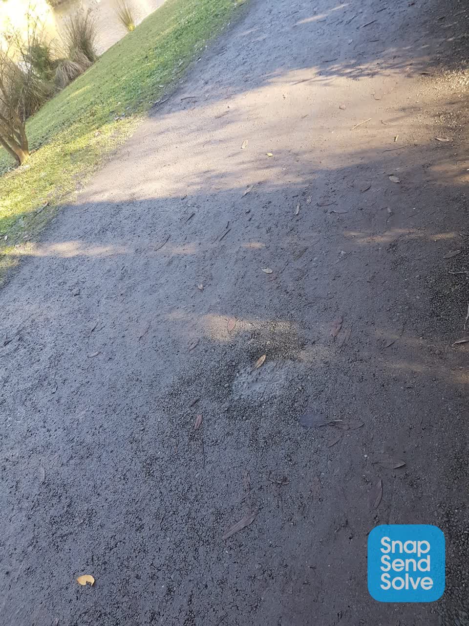The photograph attached to this roading/streets report