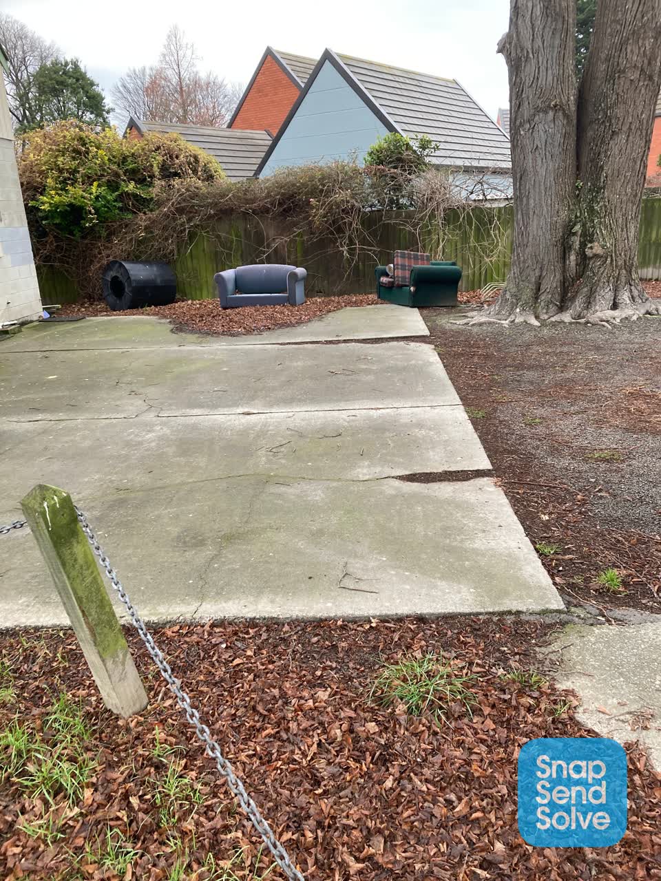 The photograph attached to this parks report