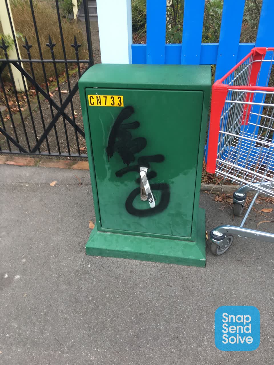The photograph attached to this graffiti report