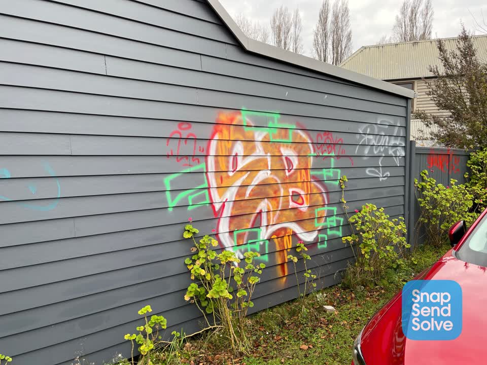 The photograph attached to this graffiti report