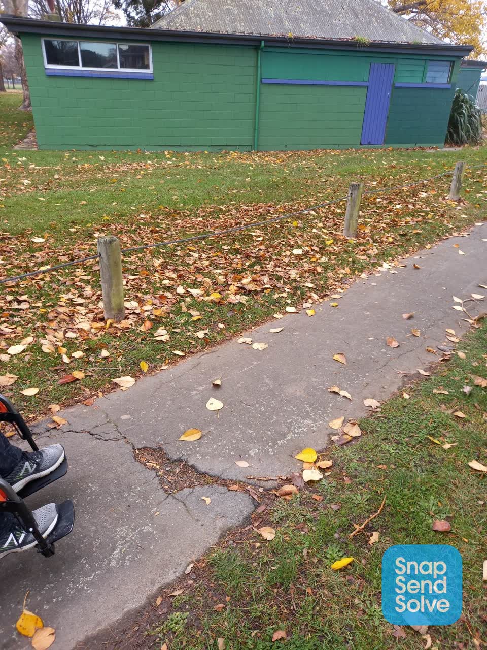 The photograph attached to this roading/streets report
