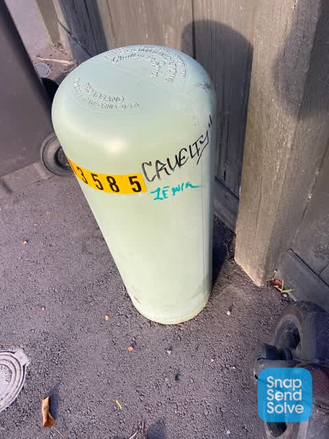 Graffiti, a report photo
