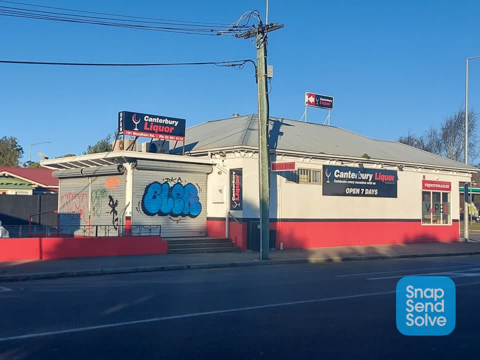 The photograph attached to this graffiti report