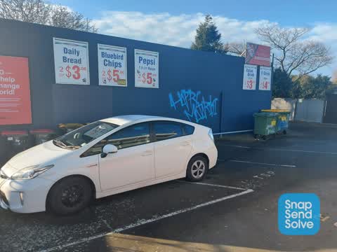 Graffiti, a report photo