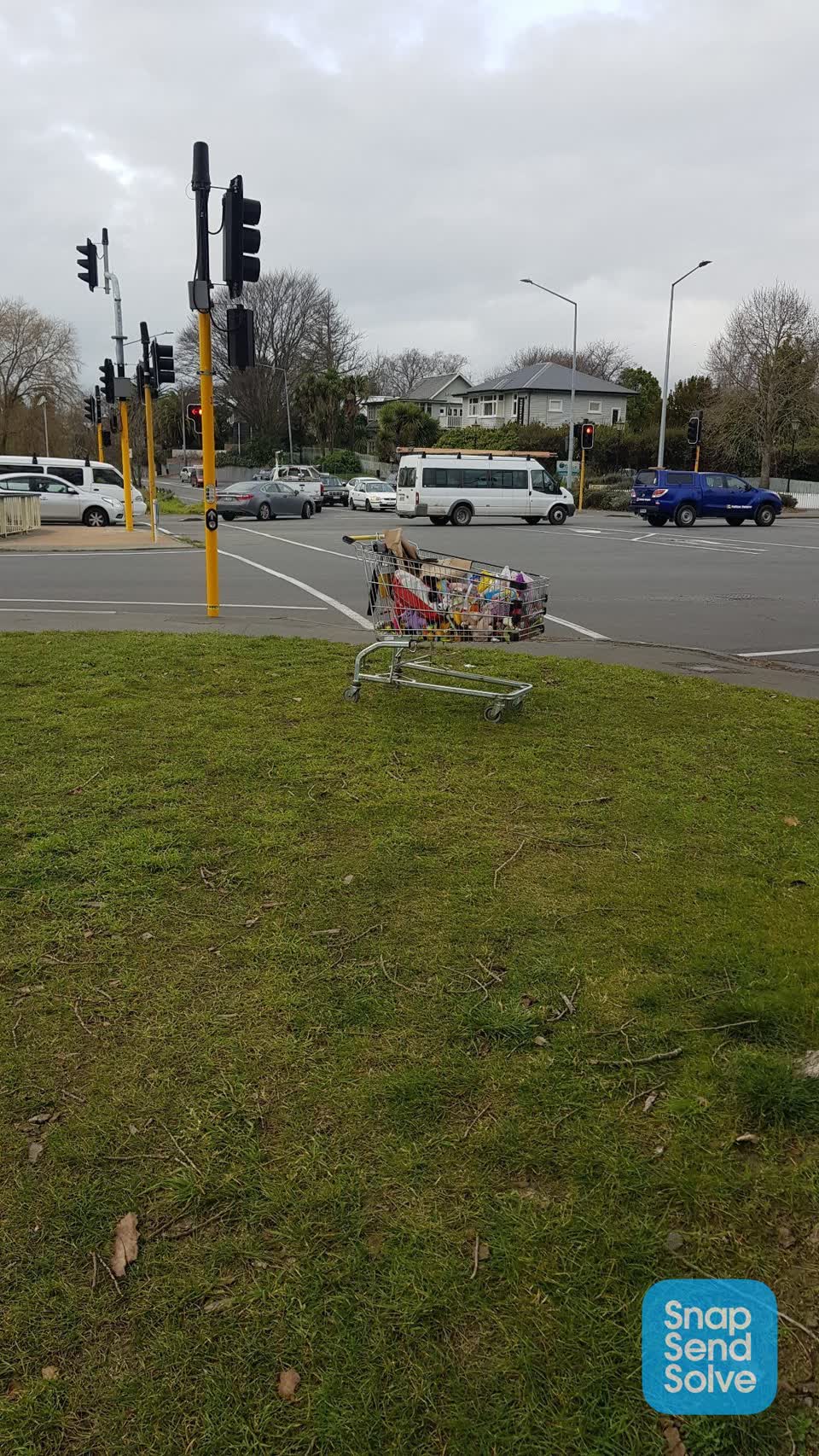 The photograph attached to this rubbish/recycling report