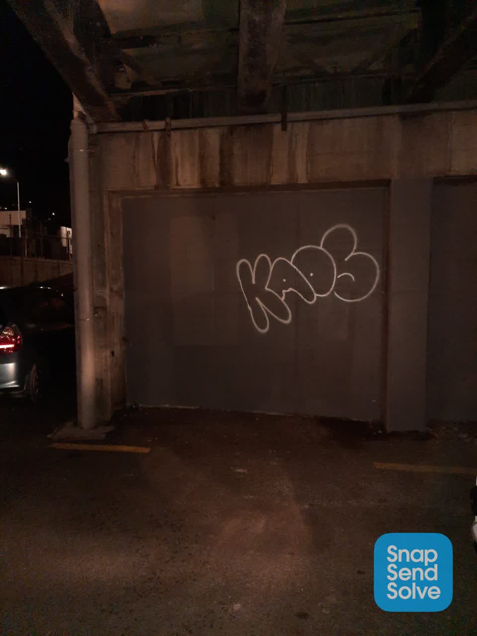 The photograph attached to this graffiti report