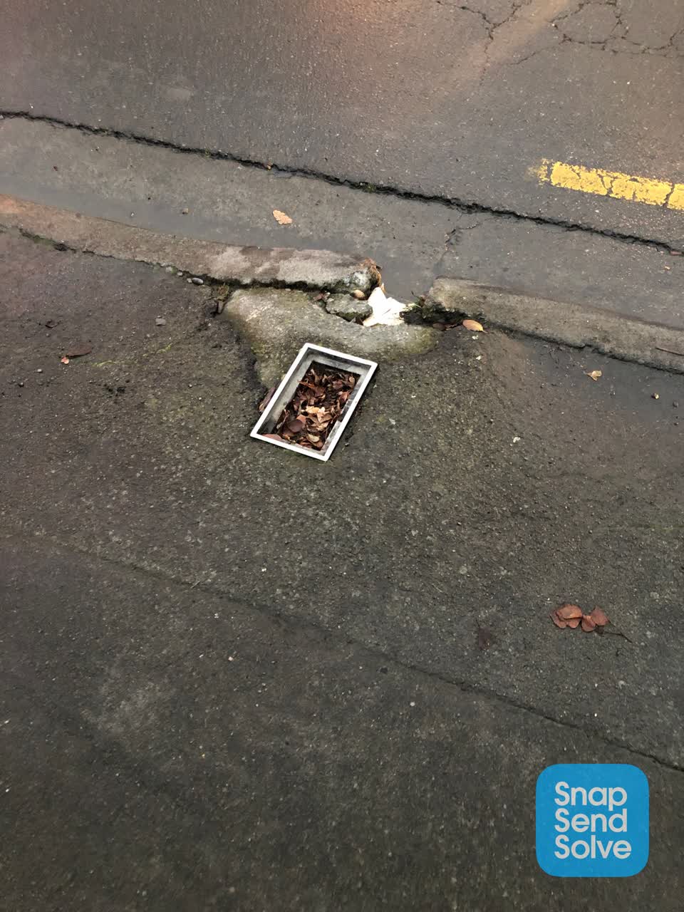 The photograph attached to this roading/streets report