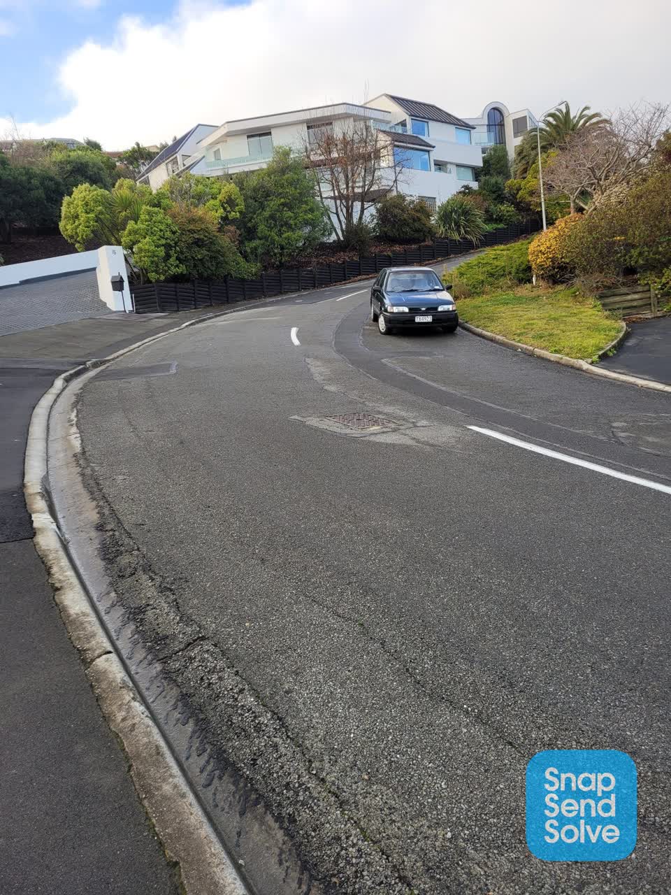 The photograph attached to this roading/streets report