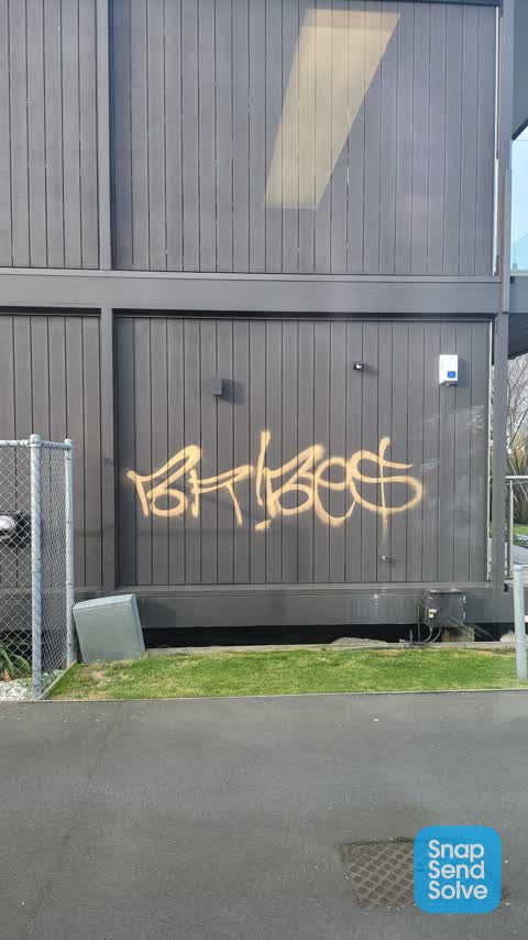 Graffiti, a report photo
