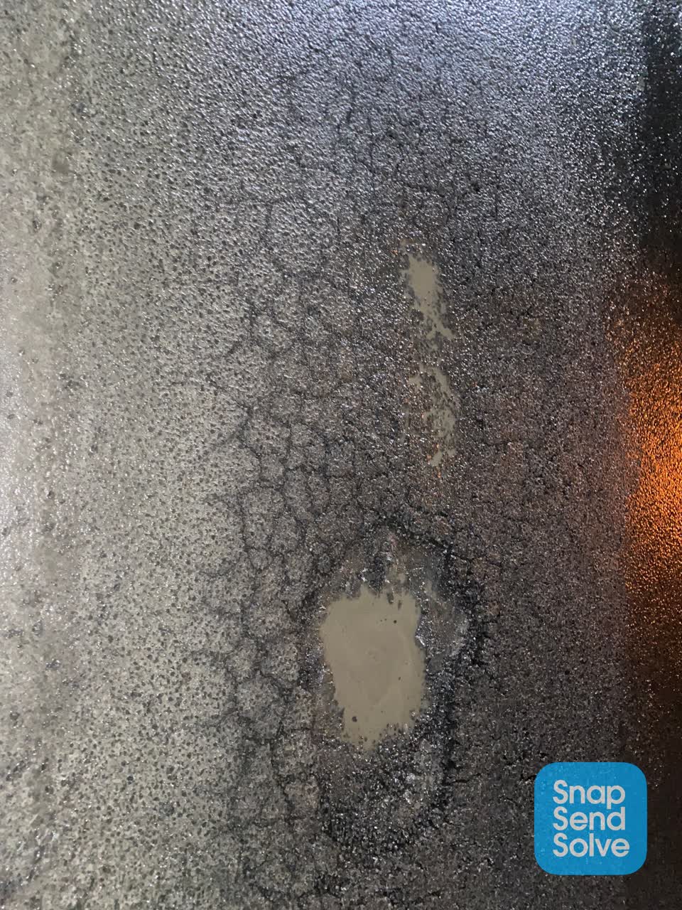 The photograph attached to this roading/streets report