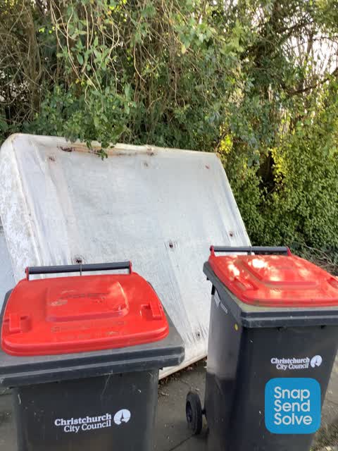 Rubbish/Recycling — a report photo