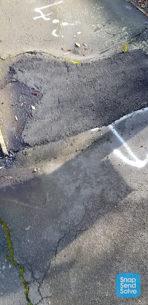 Roading/Streets, a report photo