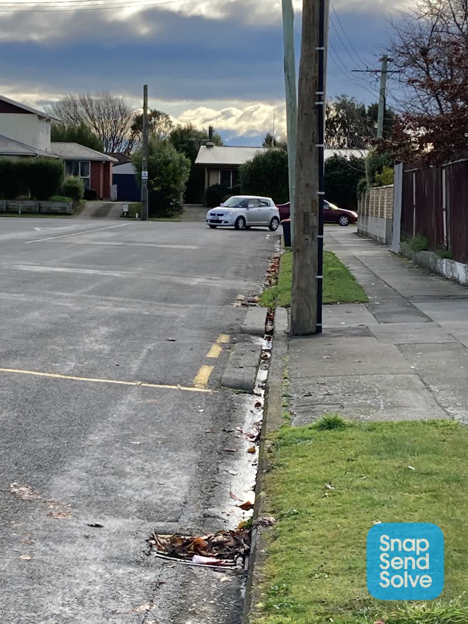The photograph attached to this roading/streets report
