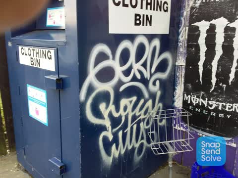 Graffiti, a report photo