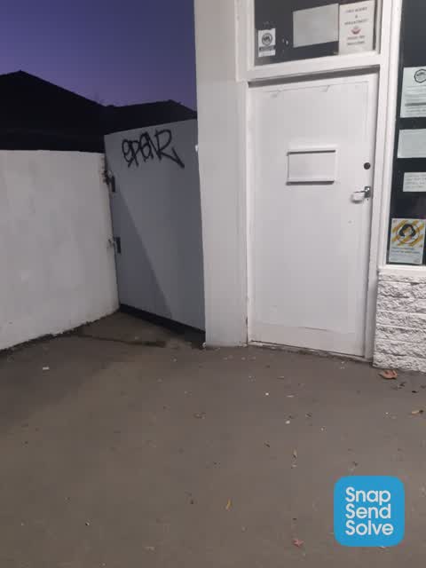 Graffiti, a report photo