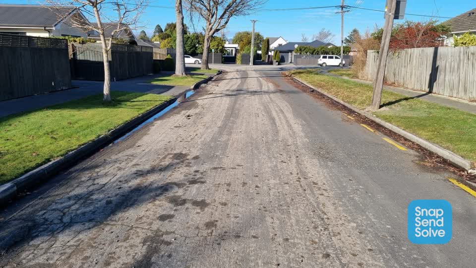 The photograph attached to this roading/streets report
