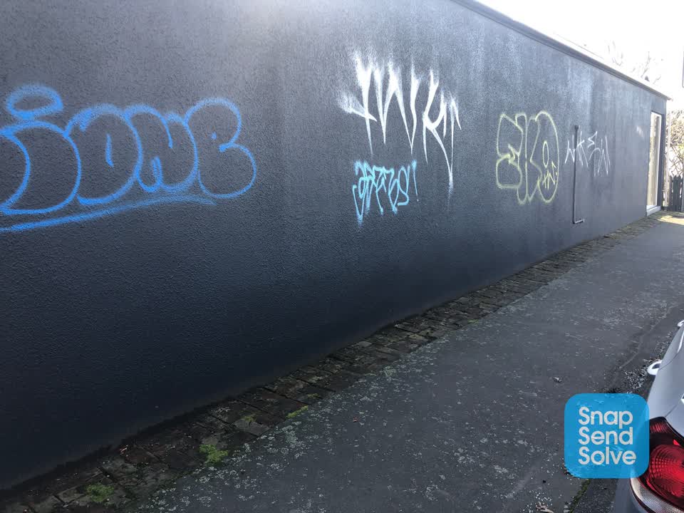 The photograph attached to this graffiti report