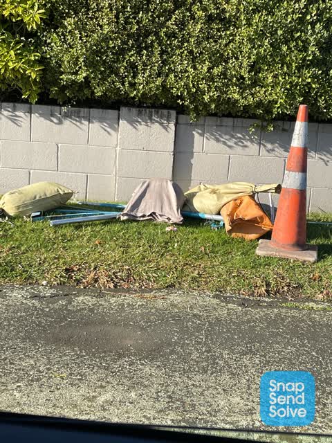 Rubbish/Recycling, a report photo