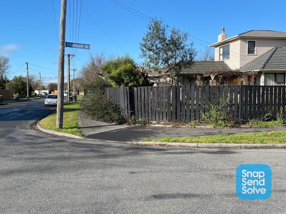 The photograph attached to this roading/streets report