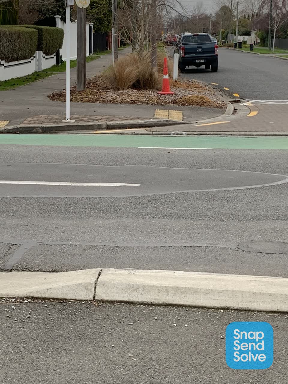 The photograph attached to this roading/streets report