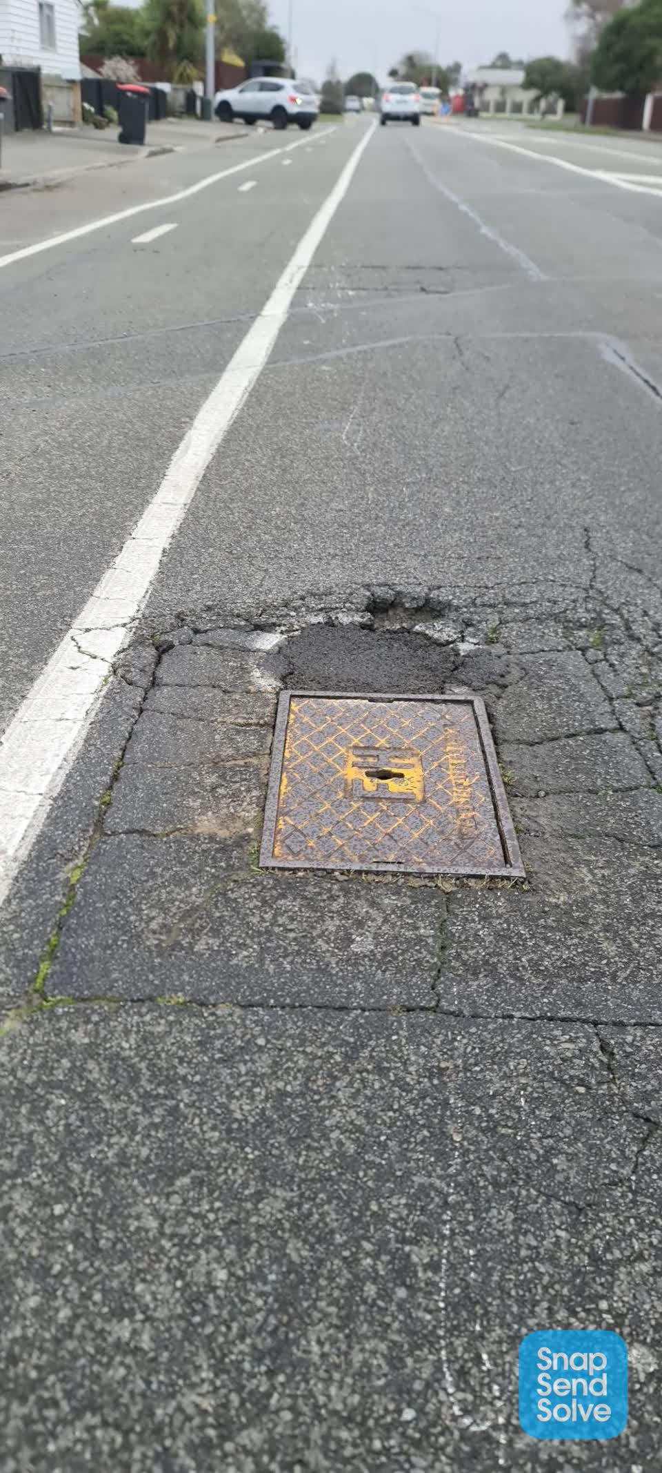 The photograph attached to this roading/streets report