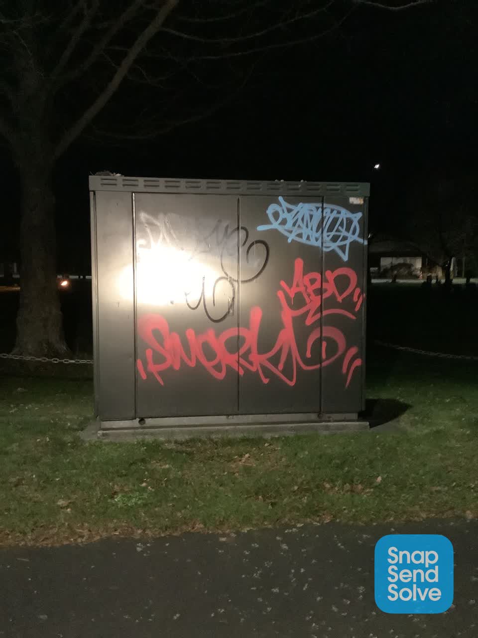 The photograph attached to this graffiti report