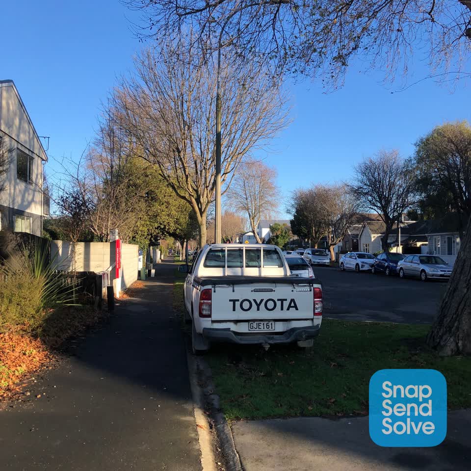 The photograph attached to this roading/streets report