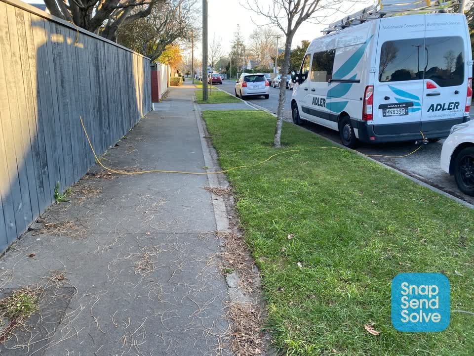 The photograph attached to this roading/streets report