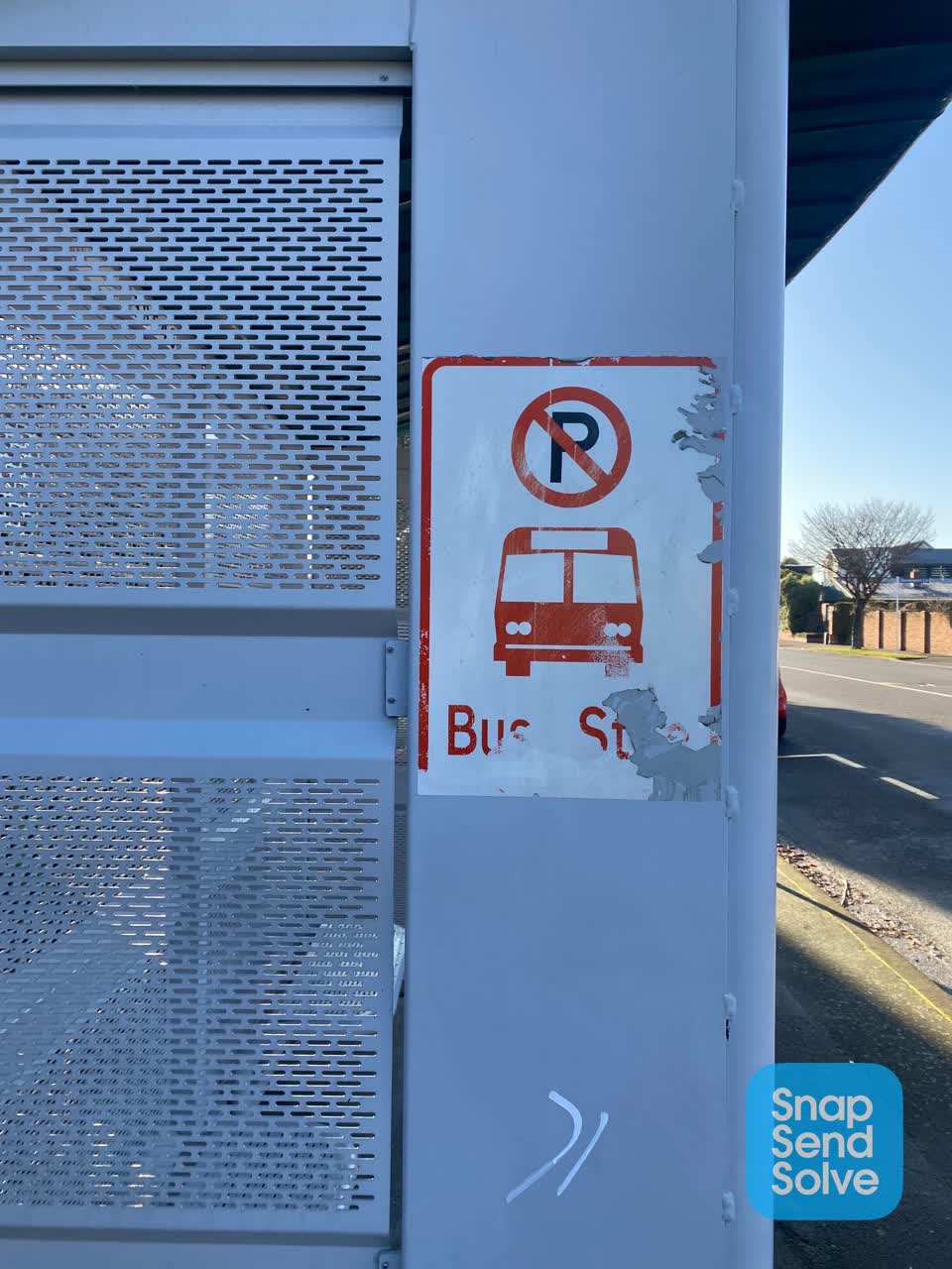 The photograph attached to this roading/streets report