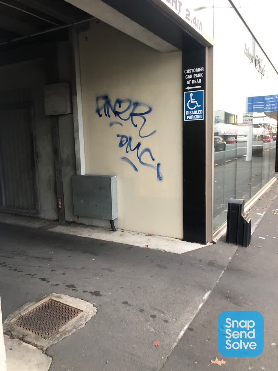 The photograph attached to this graffiti report