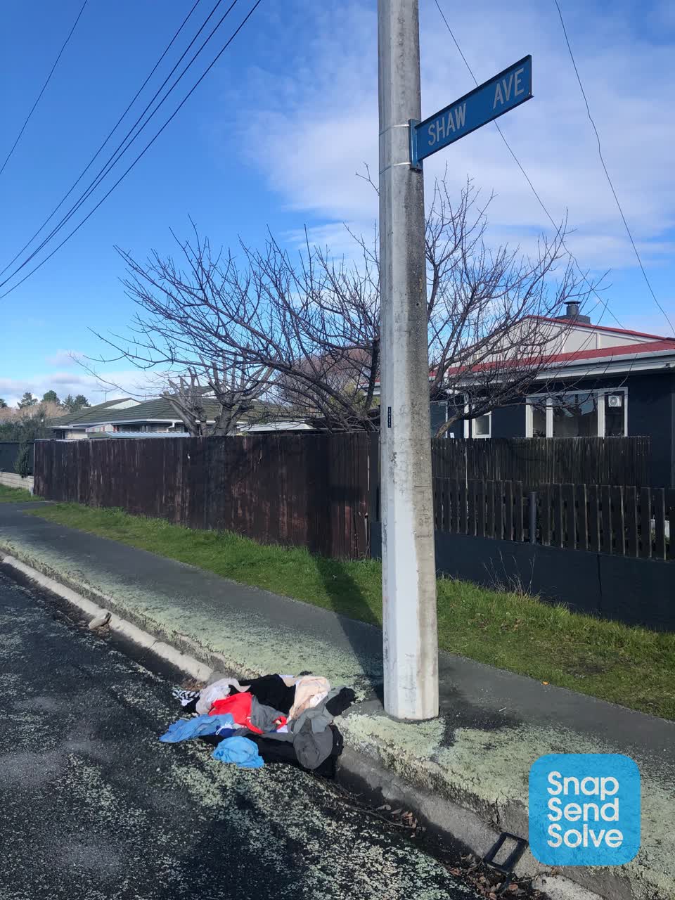 The photograph attached to this rubbish/recycling report