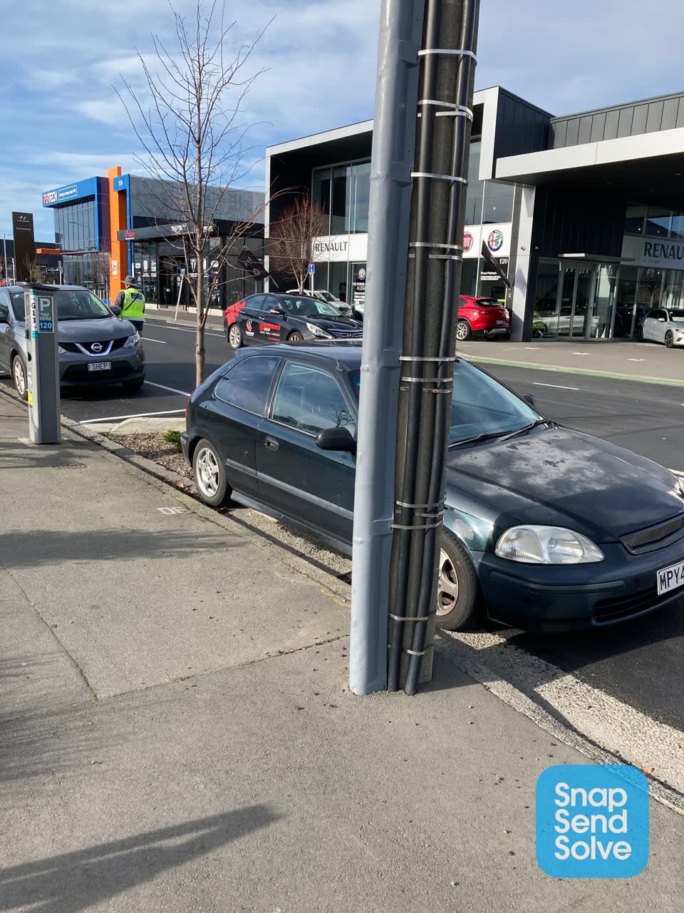 The photograph attached to this roading/streets report