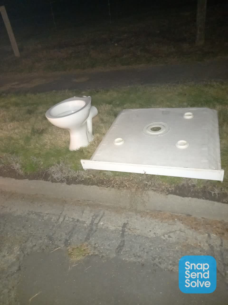 The photograph attached to this rubbish/recycling report
