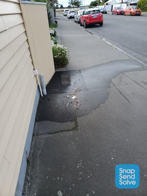 Water Leak, a report photo