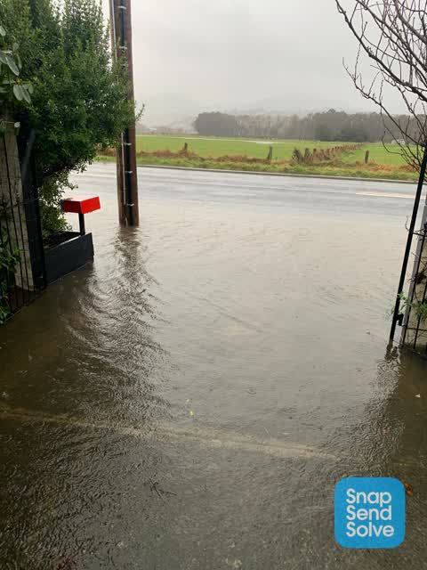 Flooding, a report photo