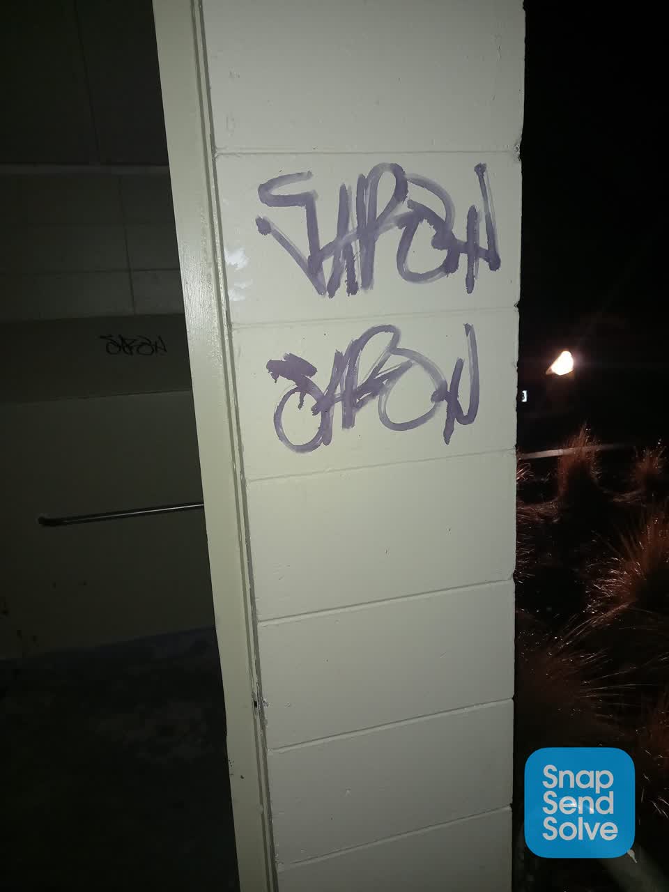 The photograph attached to this graffiti report