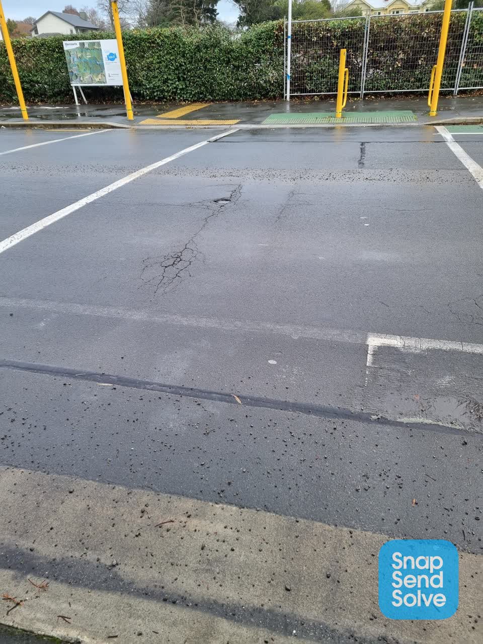 The photograph attached to this pothole report