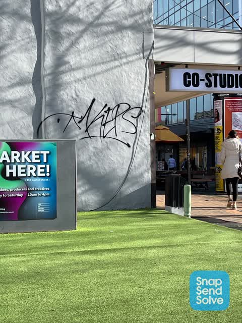 Graffiti, a report photo