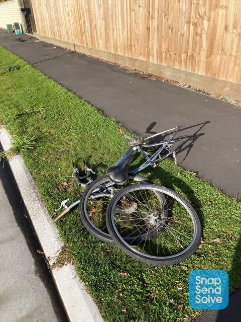 Dumped Rubbish, a report photo