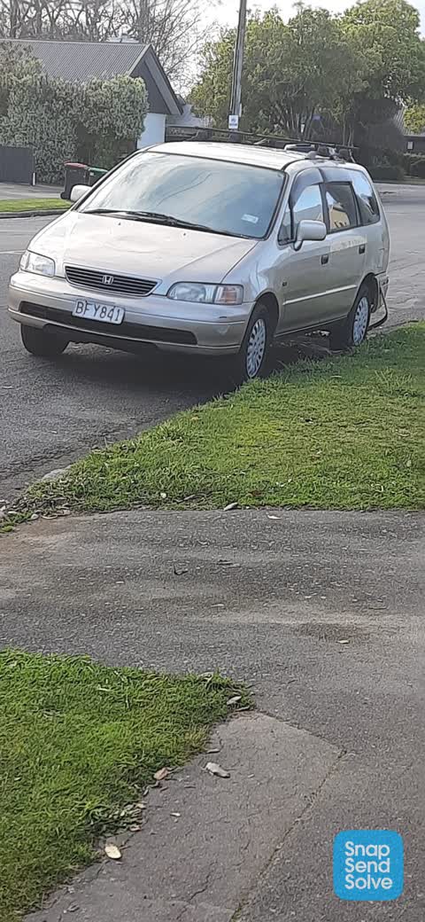 Abandoned Vehicle, a report photo