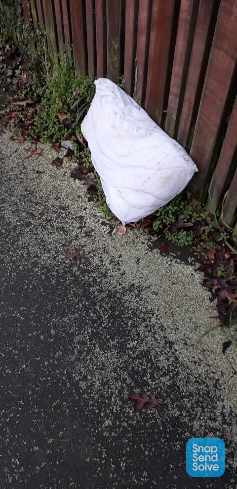 Dumped Rubbish, a report photo