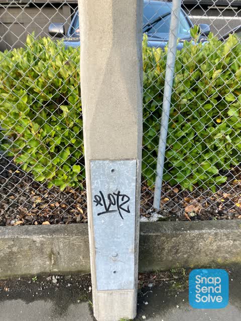 Graffiti, a report photo