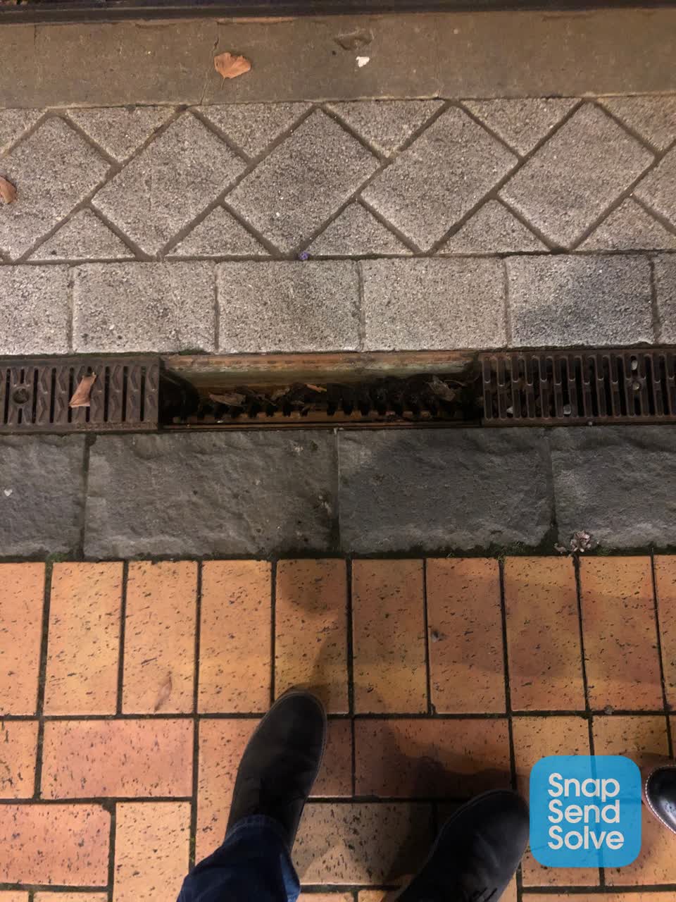 The photograph attached to this pavement - general report