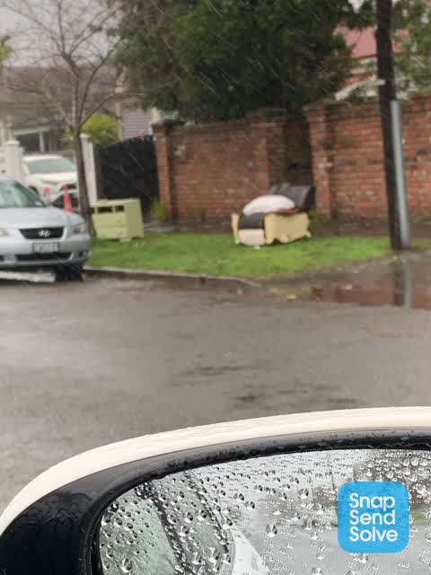Dumped Rubbish, a report photo