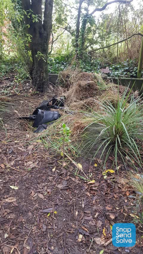 Dumped Rubbish, a report photo