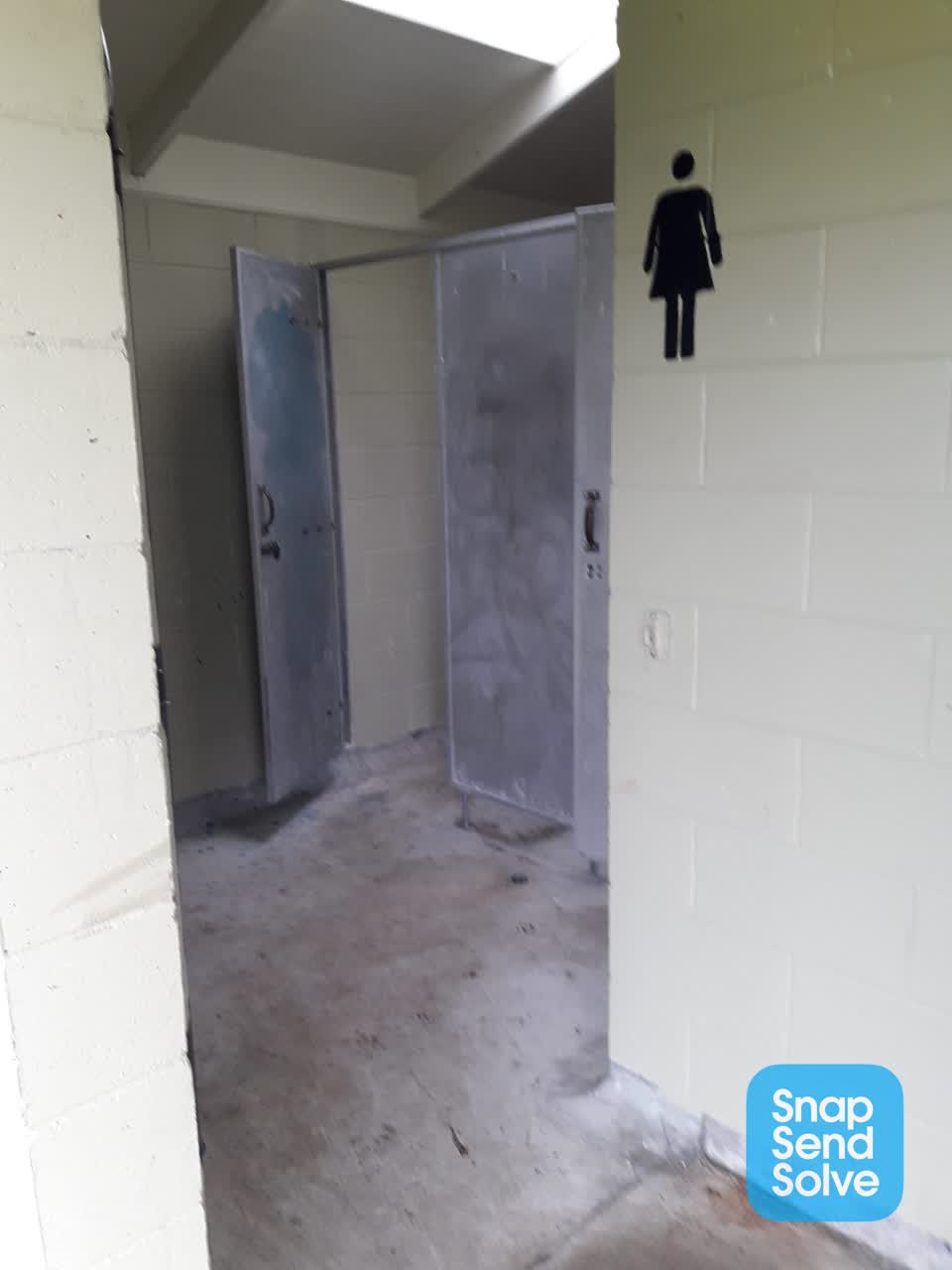 The photograph attached to this facility - general request report