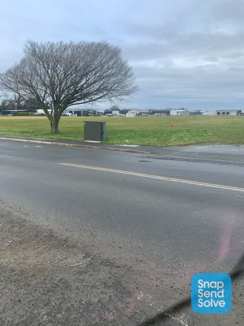 Pothole, a report photo