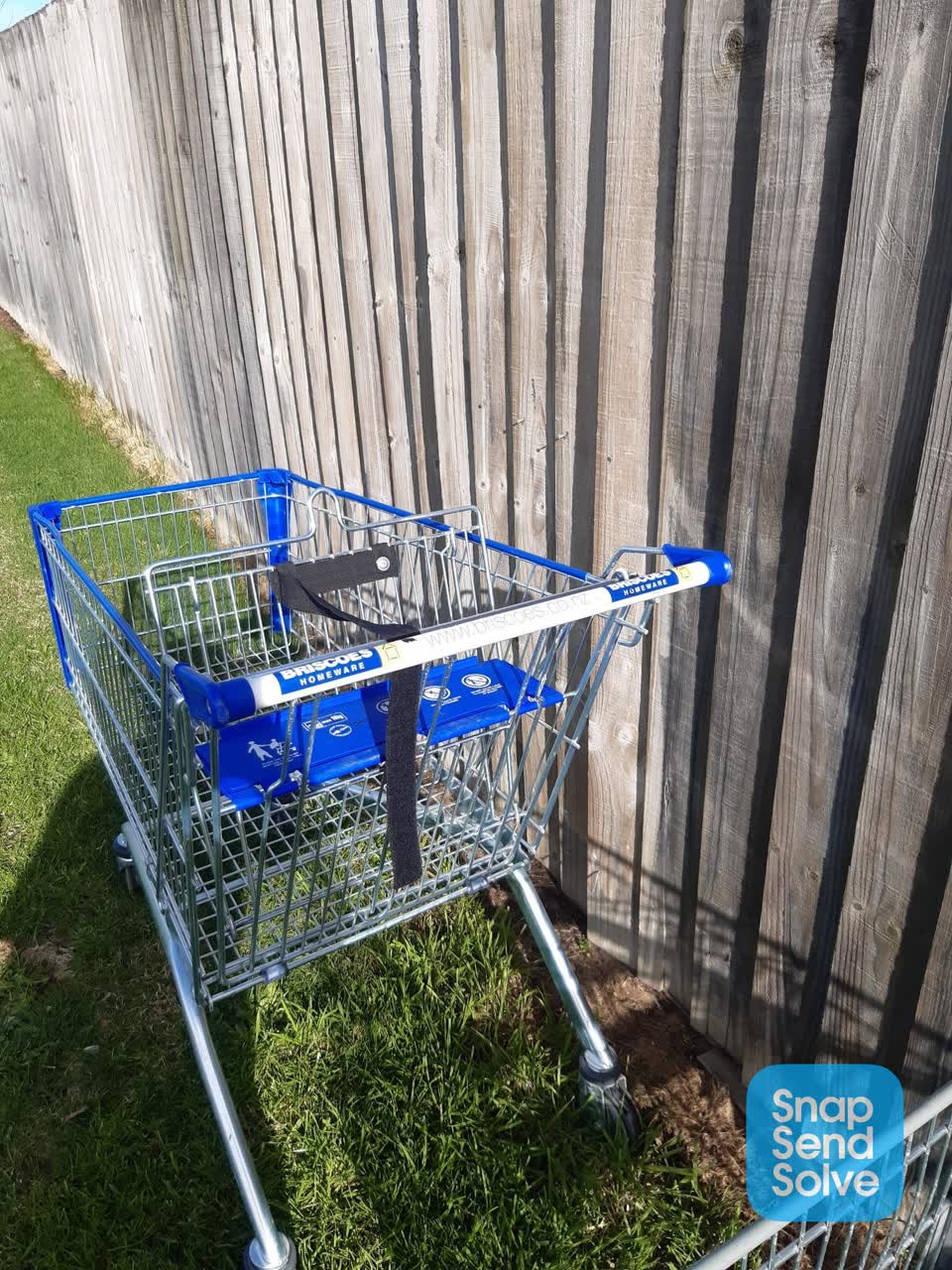 The photograph attached to this general - abandoned trolley report